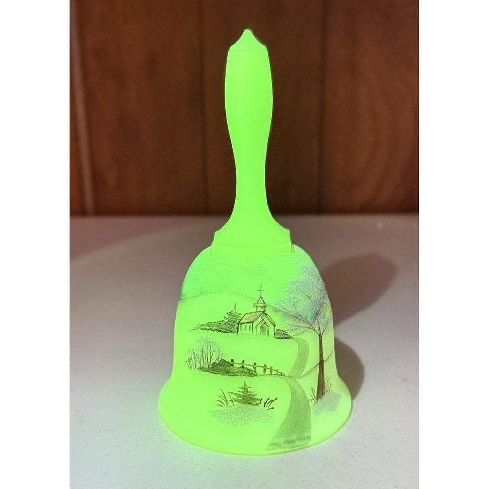 Fenton Custard Uranium Hand Painted Princess House Collector's Edition Bell 1980